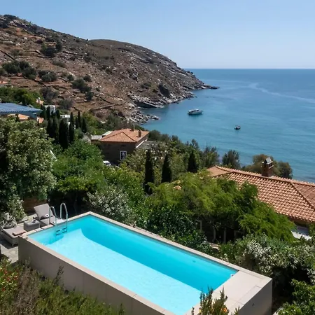 Luxury By The * Στενιές